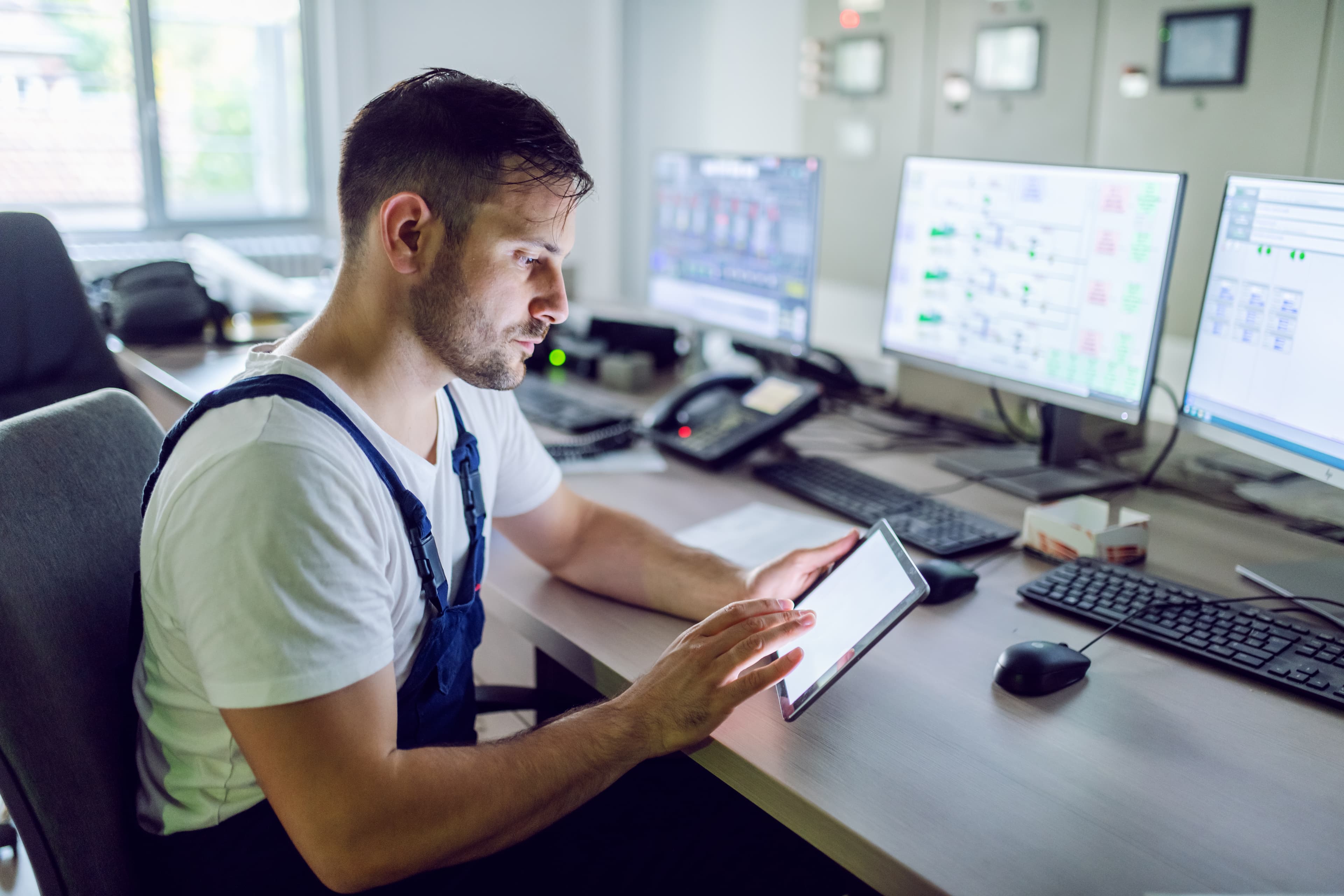AI Helps Russian Utilities Cut Power Losses and Boost Reliability
