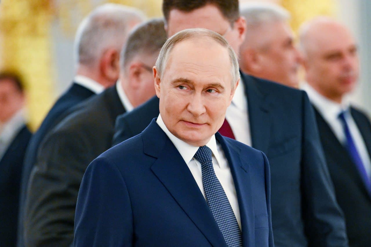 Putin Pushes for Domestic Messaging Platform to Deliver Government Services