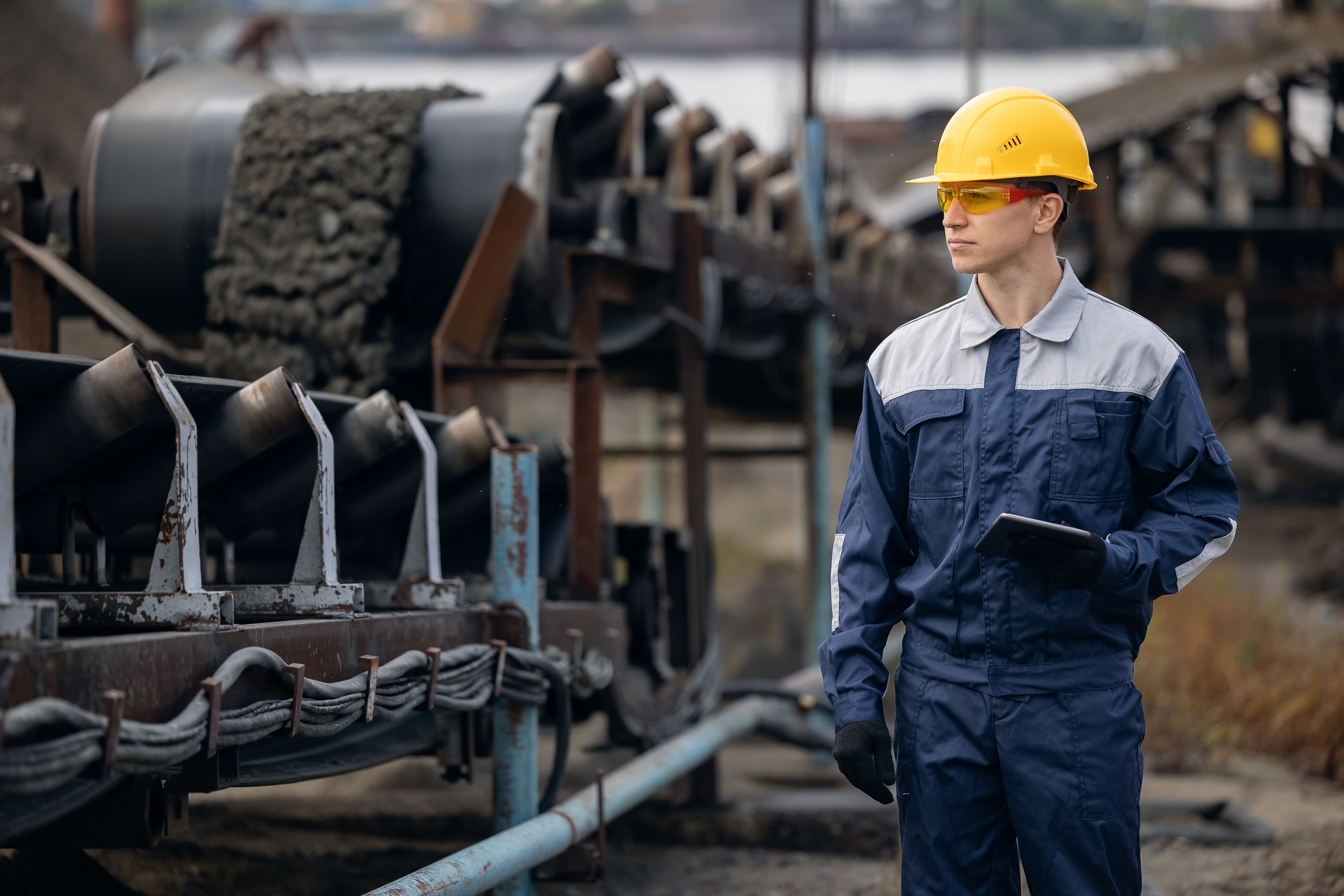 AI Boosts Efficiency in Russian Mining Sector, Study Finds