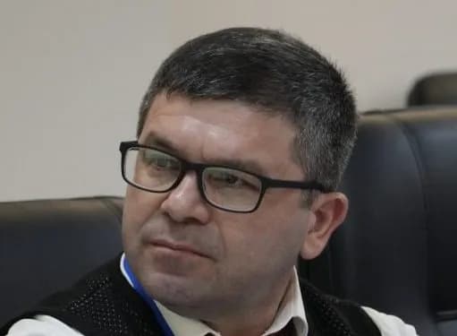 Замир Шомахов