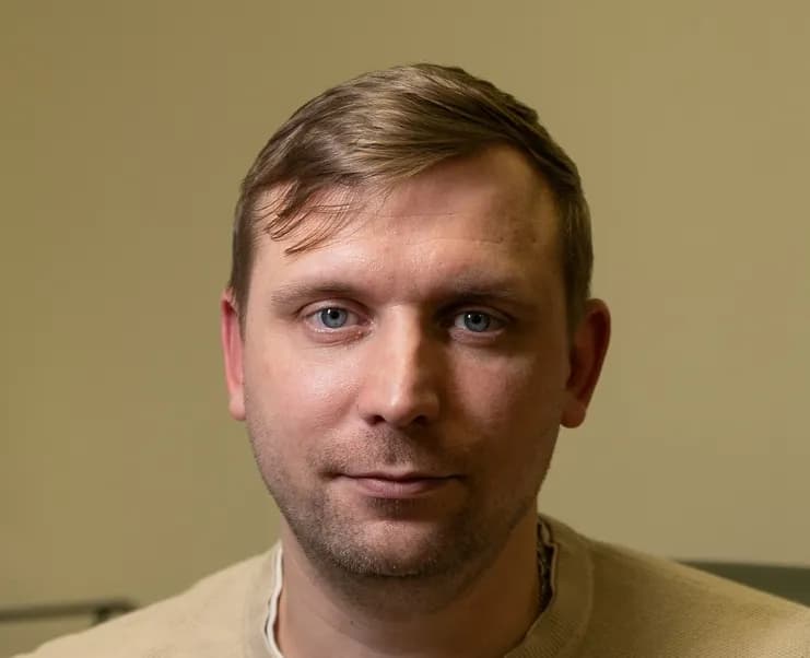 Алексей Петренко