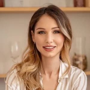 Александра Вальд
