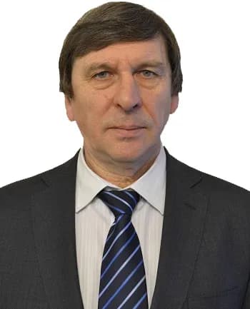 Олег Шубин