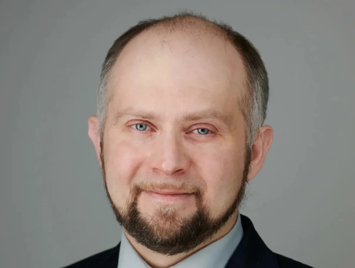 Александр Хохлов