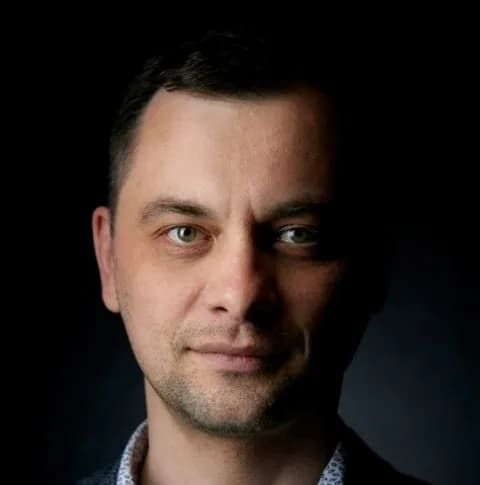 Павел Петров