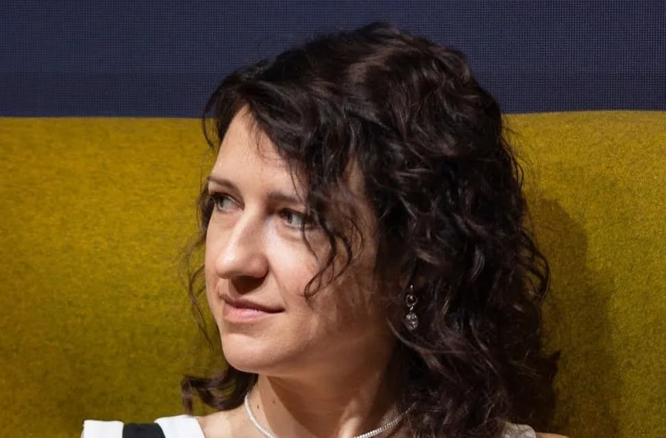 Елена Белоброва