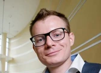 Евгений Окунев