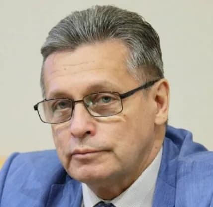 Рифат Сабитов