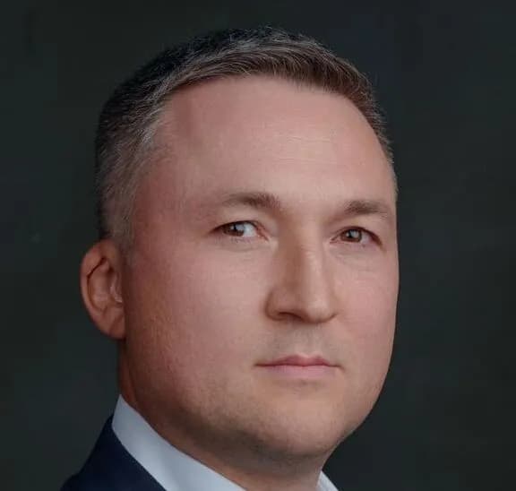 Максим Власюк