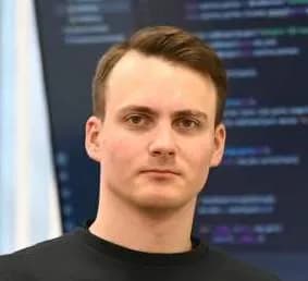 Александр Иванов