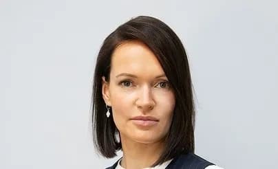 Любовь Стальнова
