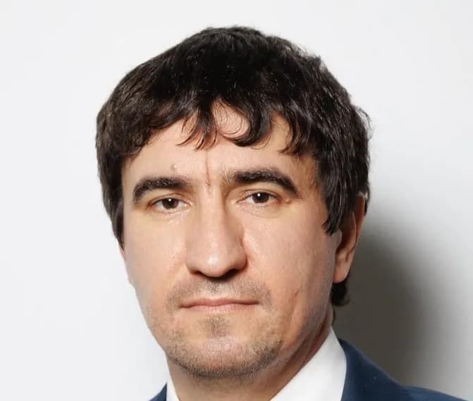 Рустам Рустамов