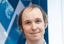 Юрий Титов