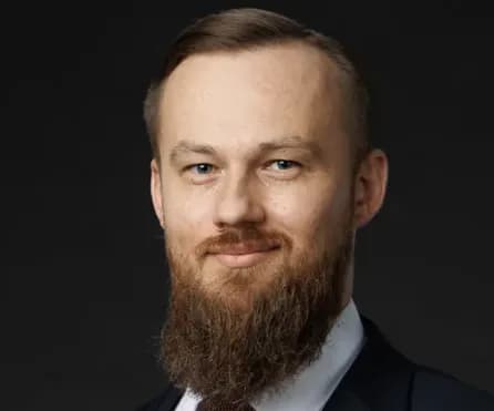 Алексей Яковенко
