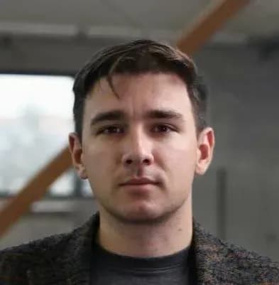 Дмитрий Девитт