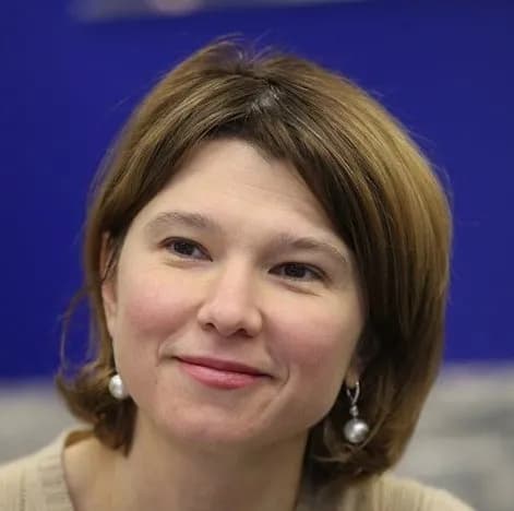 Oksana Luth