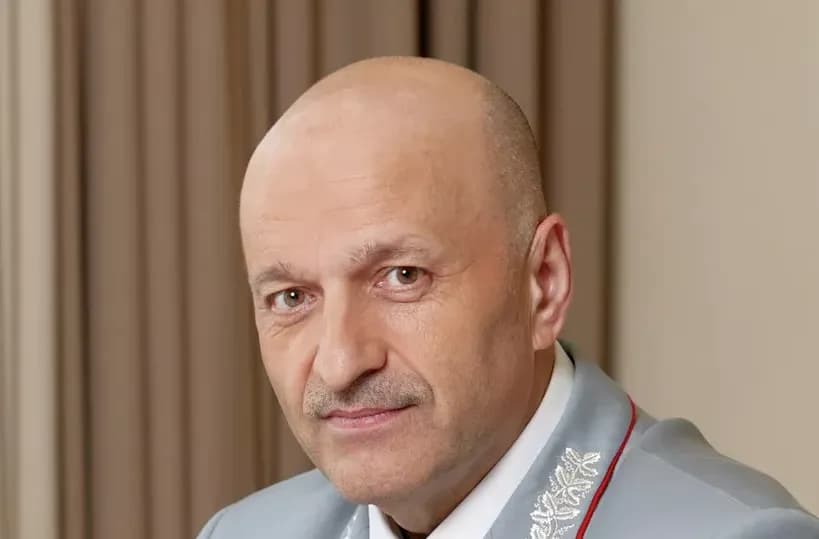 Владимир Пястолов