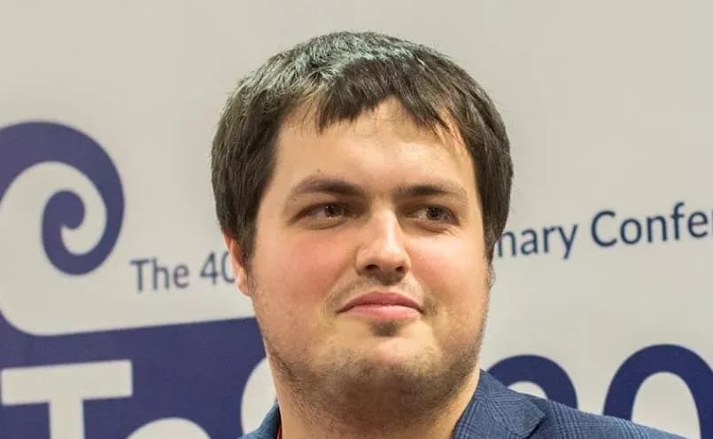 Евгений Хоров