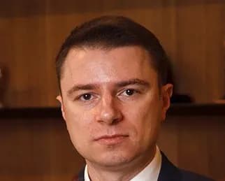 Михаил Иванов
