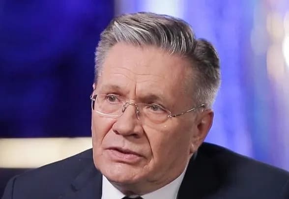 Алексей Лихачев