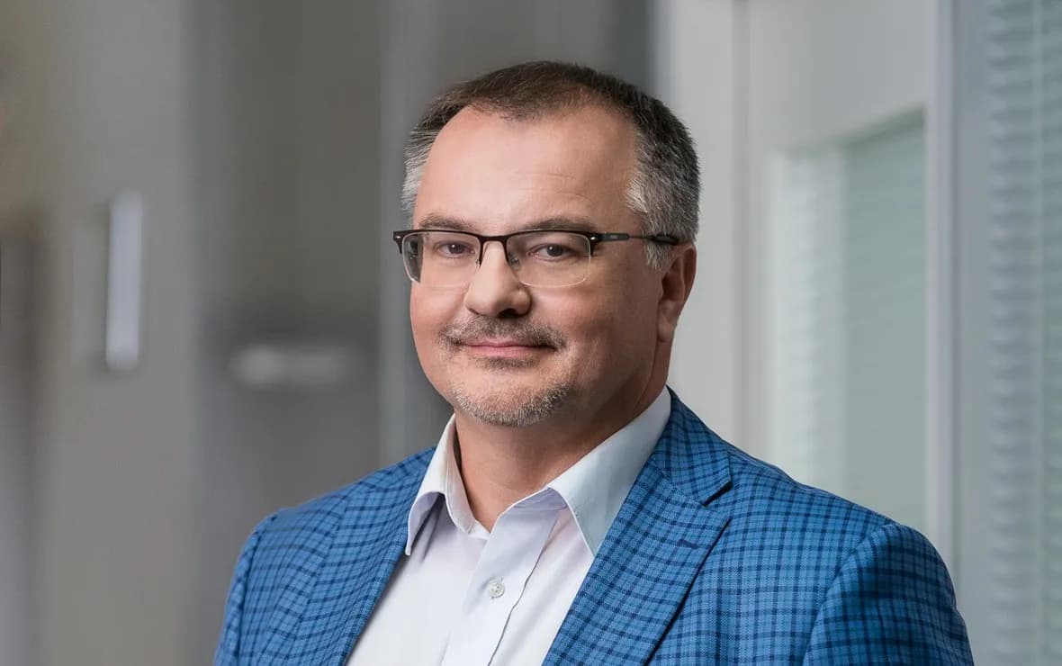 Владимир Новиков