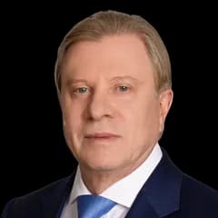 Виталий Савельев