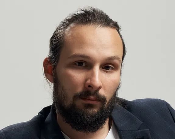 Олег Черников