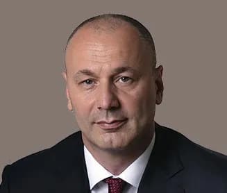 Анзор Музаев