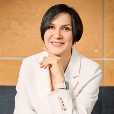 Оксана Леонова