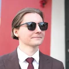 Максим Сидоровичев
