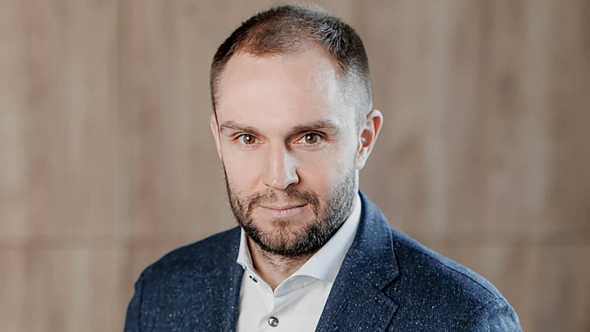 Евгений Белов