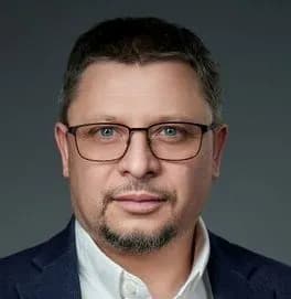 Максим Илюхин