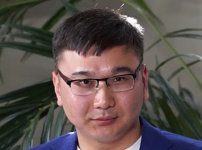 Алексей Этеев