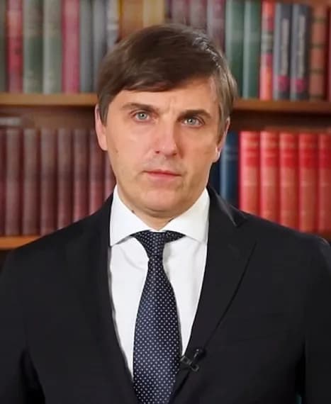 Сергей Кравцов